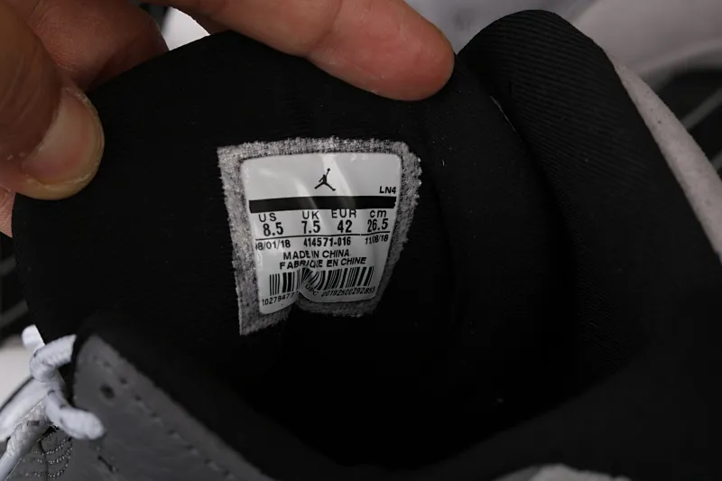 All categories Air Jordan Jordan series basketball shoes Air Jordan 13 Air Jordan 13 Retro AJ13 cool gray original real carbon real cat 414571-016